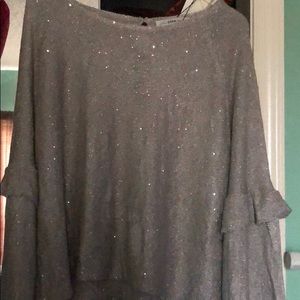 Silver Shimmer top with loose sleeves